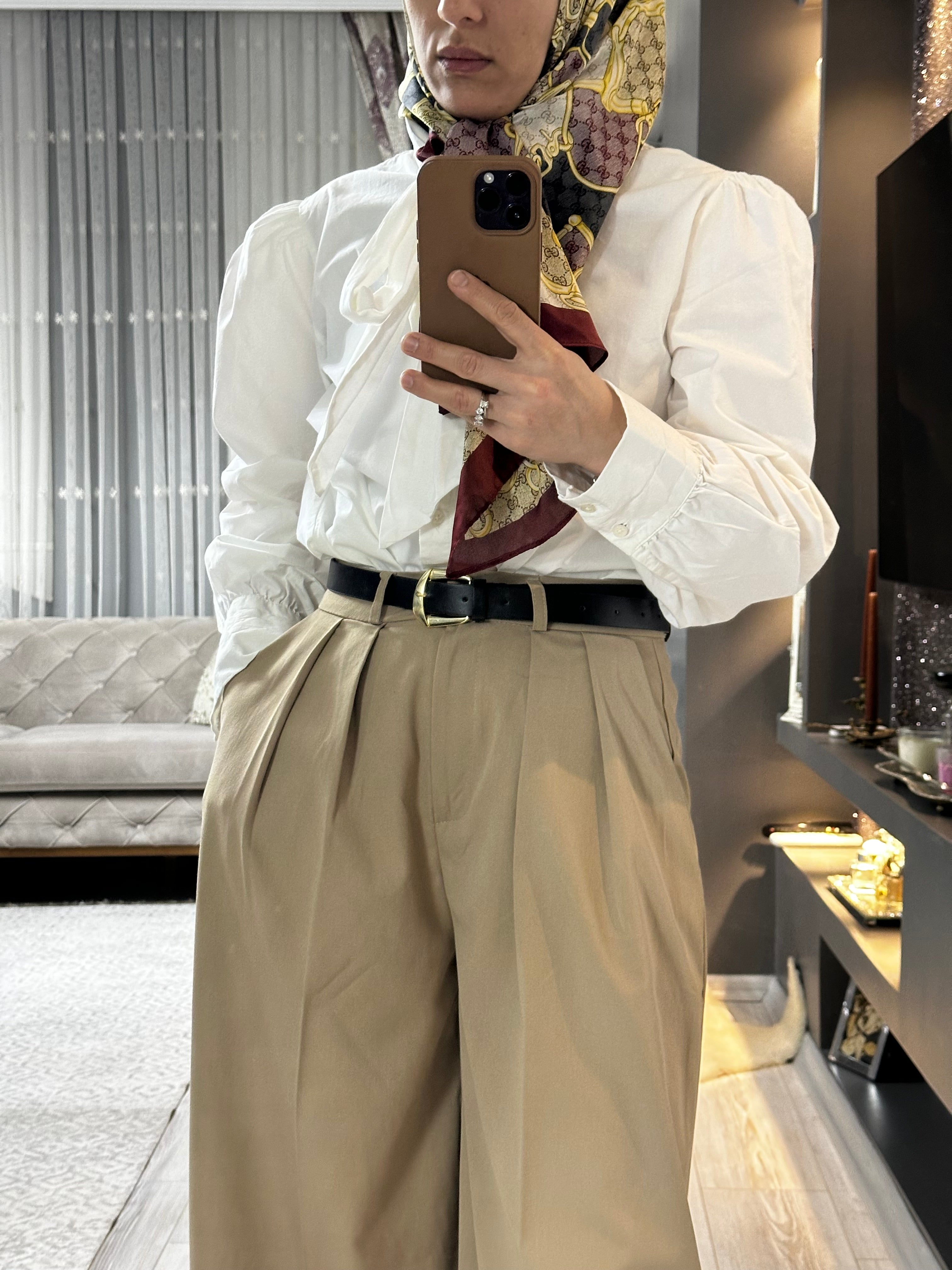 Pileli kemerli palazzo pantalon