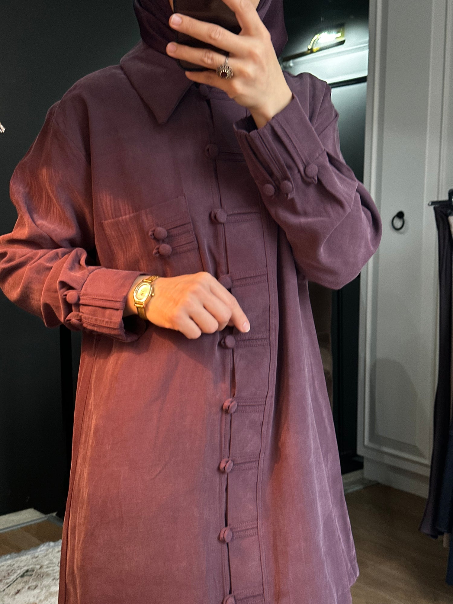 Düğme detaylı takım