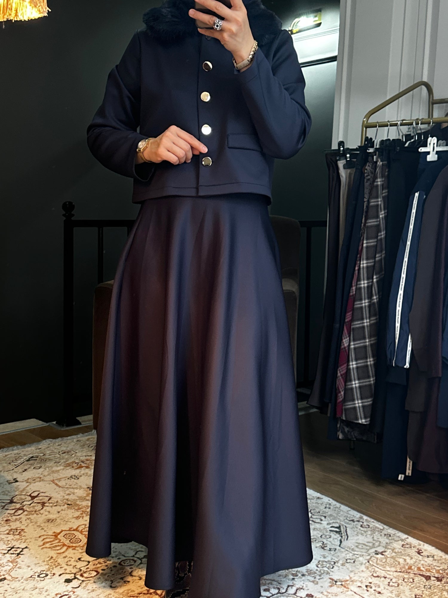 Kürk yakalı Scuba takım