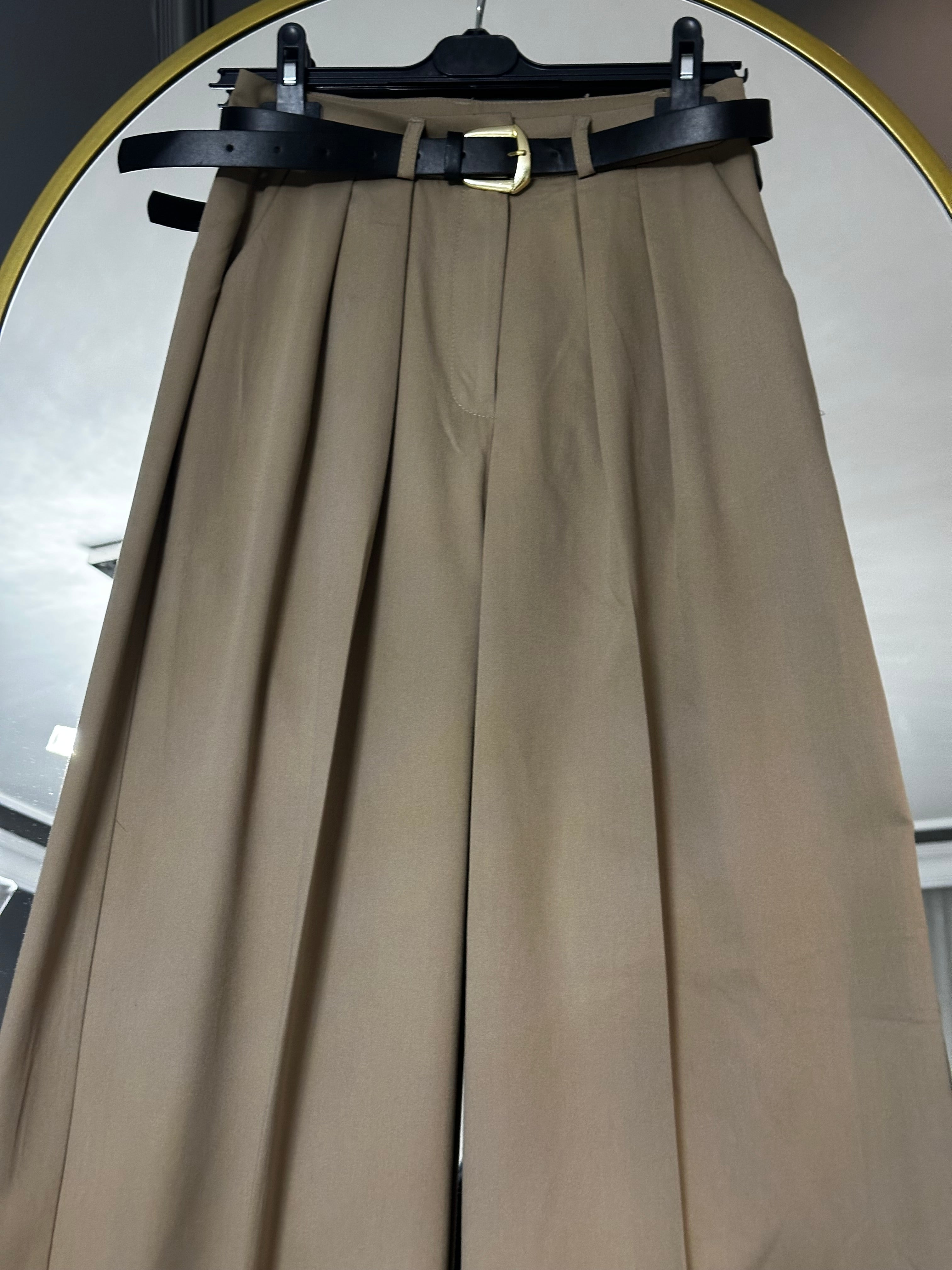 Pileli kemerli palazzo pantalon
