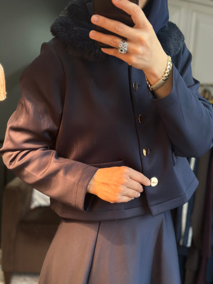 Kürk yakalı Scuba takım